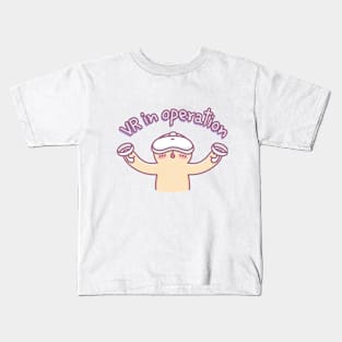 VR in operation Kids T-Shirt